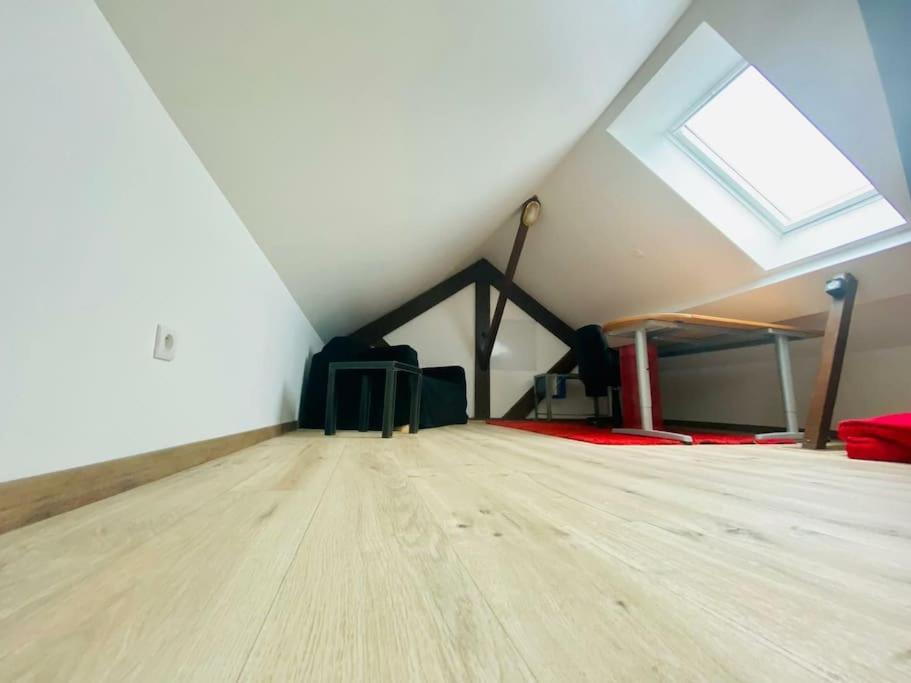 Appartement Renove Et Lumineux. Calais Exterior foto