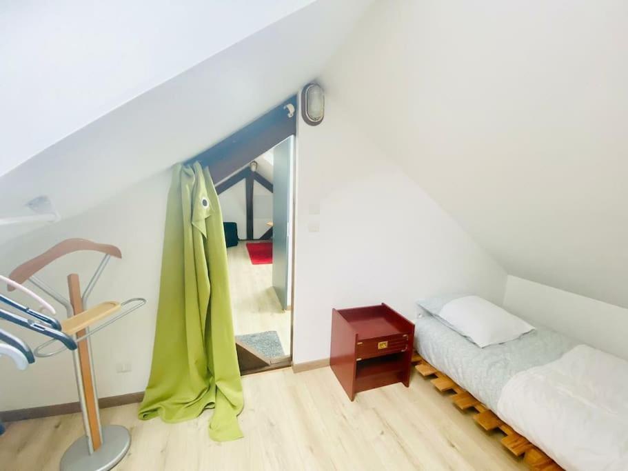 Appartement Renove Et Lumineux. Calais Exterior foto